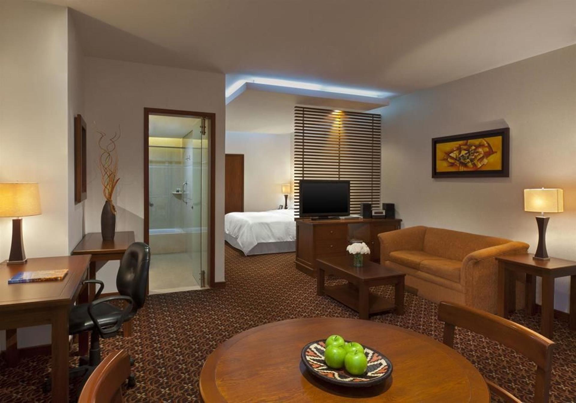 Sheraton Bogota Hotel Exterior photo